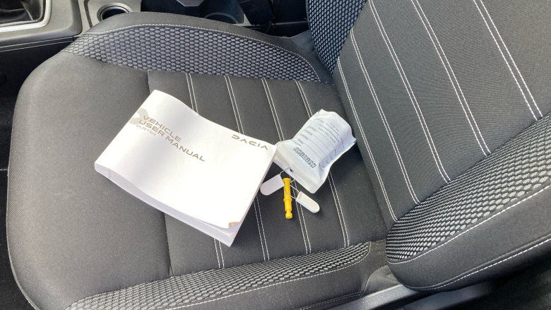 Dacia Duster 1.0 TCe 90 Journey 5dr Petrol Estate